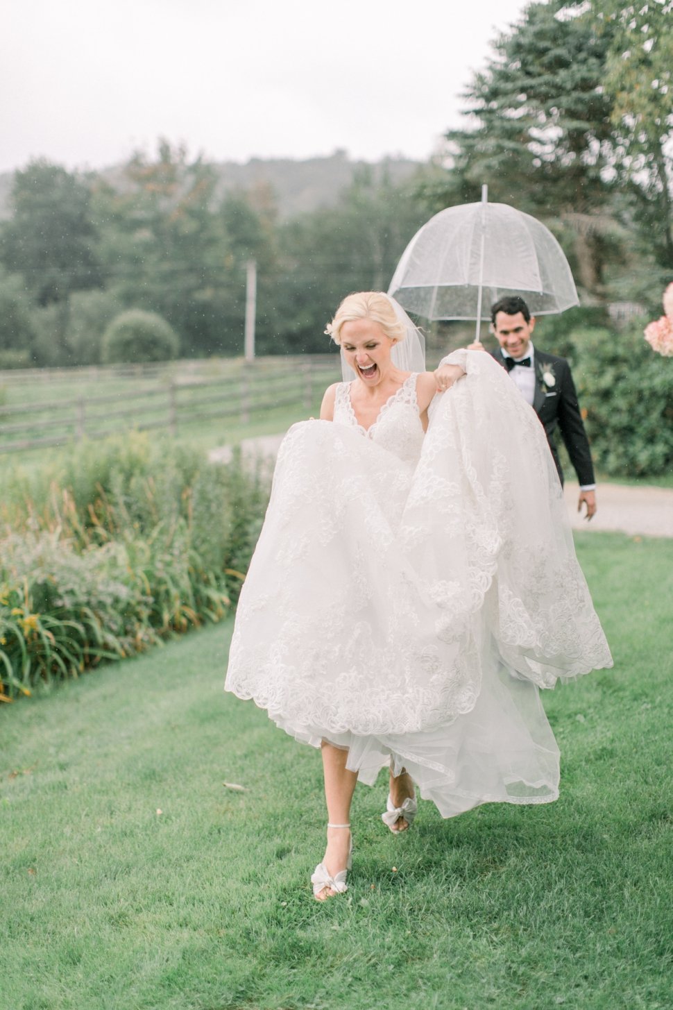 rainy wedding day at Mountain Top Inn