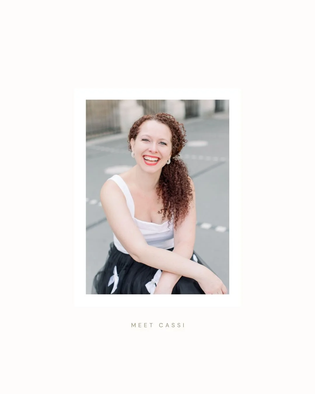 📷 Meet Your Photographer 📷

Or at least meet these tiny Instagram snippets of me...you'll have to meet me in person for the whole caboodle. Although, if you can imagine the type of person who confidently and unironically uses the word caboodle, I g