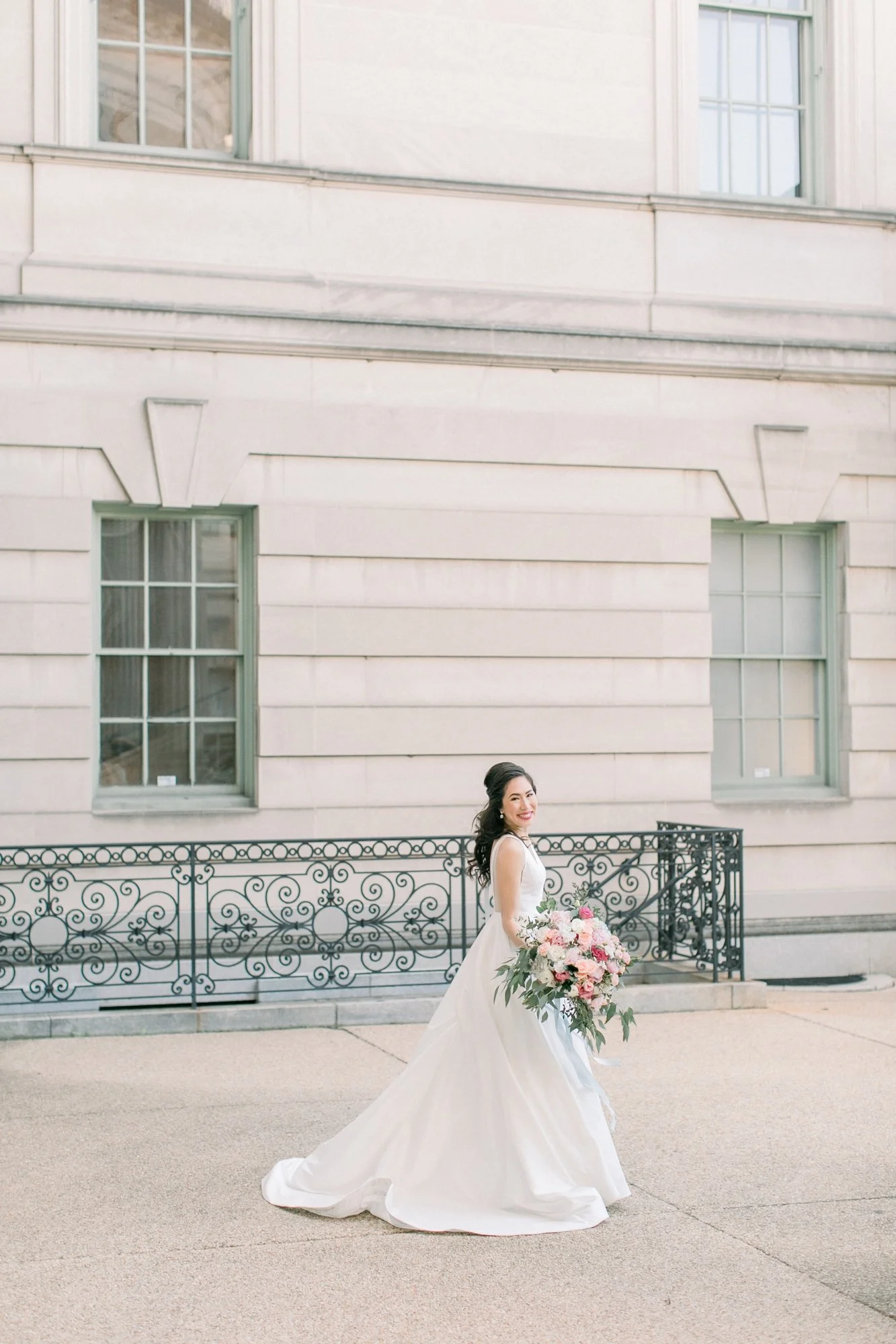 Larz-Anderson-House-DC-Wedding-Photographer-Cassi-Claire_21.jpg