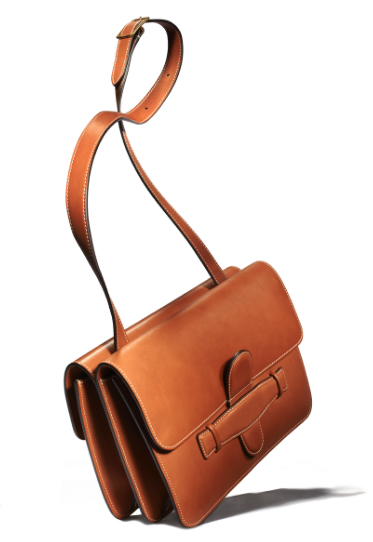 HBZ tan purse.jpg