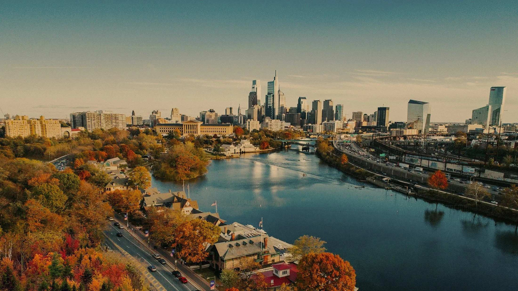 philly-skyline-schuylkill-kelly-drive-elevated-angles-2200x1237px.jpg
