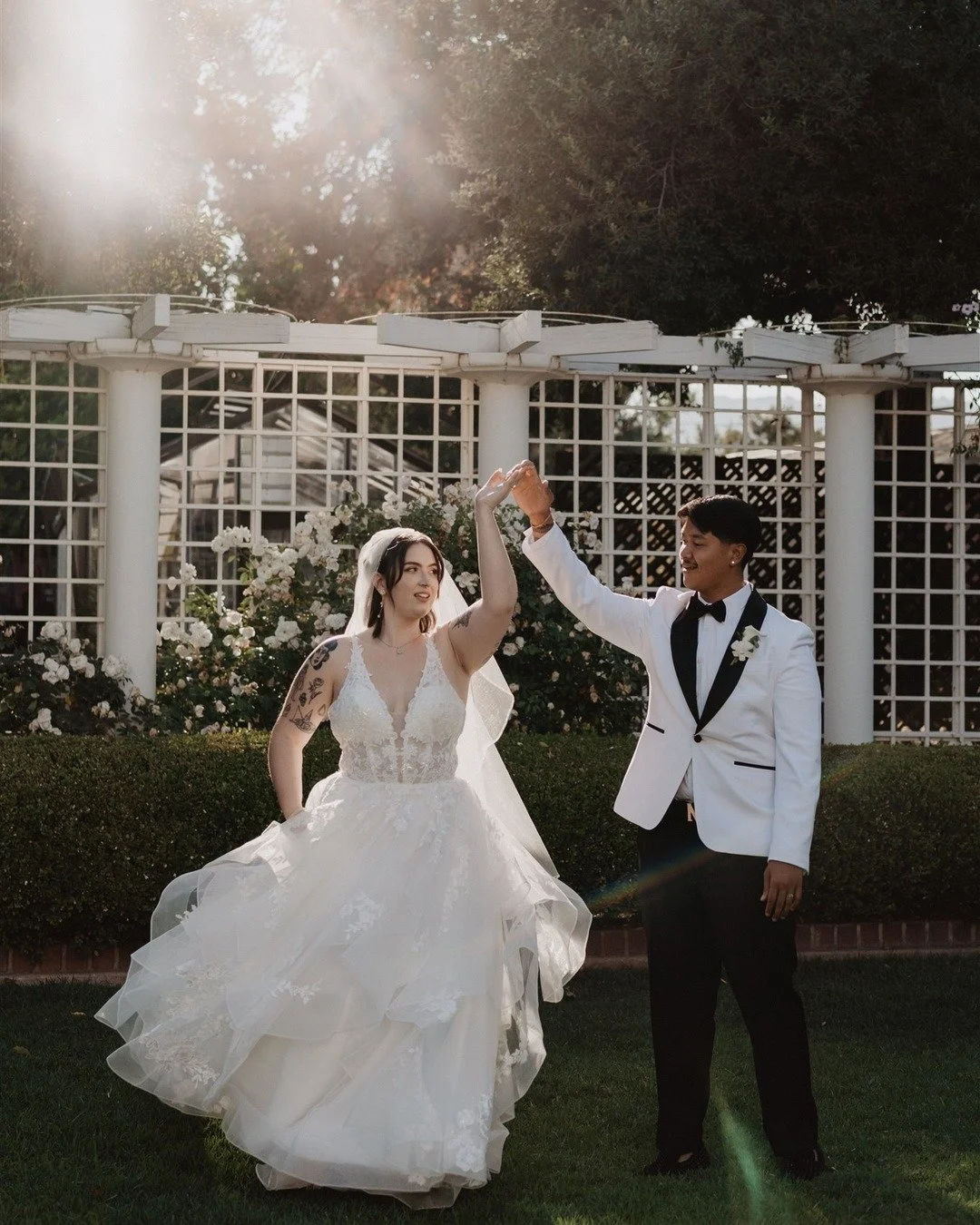 Action shots are so fun to watch being captured. Like this twirl shot of our couple L+B with that golden light behind them. So fun! 

@orcuttranch.rental @mbm_hospitality @afabsoiree @elitecateringca @vitaleventgroup @theresahoefnagels @jaycee.beauty