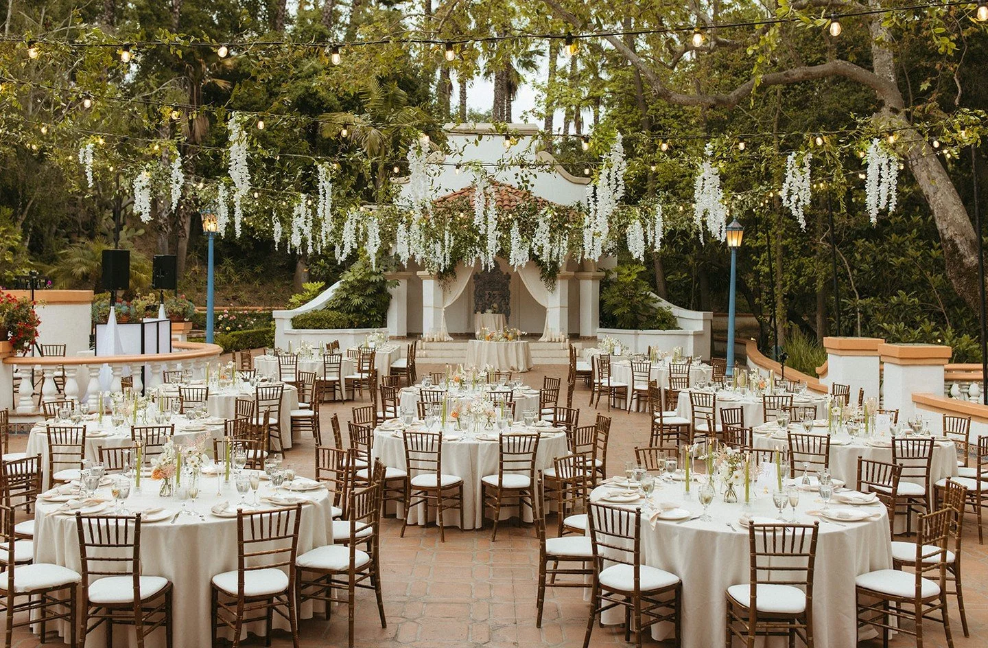 The reception of your dreams with everything you need in one location. We loved working at Rancho Las Lomas and can't wait to be back! 

@rancholaslomas @24carrotscatering @bakedbyjulie_ @extremedjservice @thebloomoftime
@cstaggz05 @shoreandwave @car