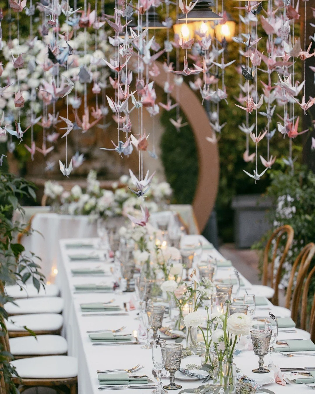 This week I had a chance to go back to @franciscangardens to meet one of my newest couples getting married there. I often think about this wedding reception we did for S+J and how beautiful everything turned out. 

So excited to do another wedding he