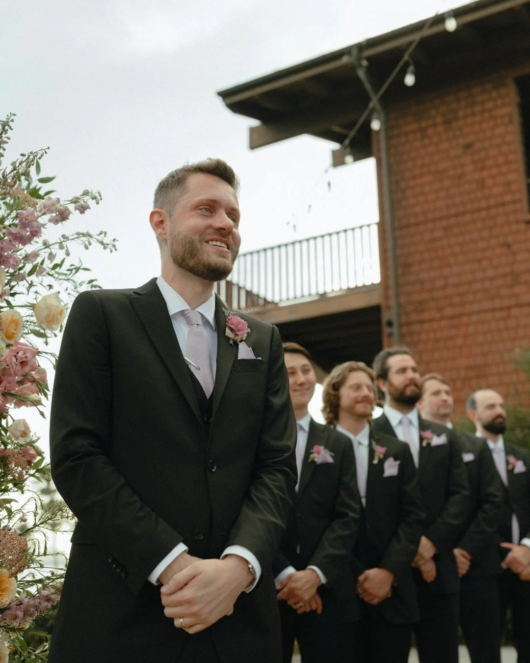His reaction vs Her reaction. I love them both! All smiles, and parents of the bride are smiles too! It really was a day filled with joy. 

@lbma_events @clairesatthemuseum @afabsoiree @artsybakes_bymana  @lootre @secondsong_official @violettesflower