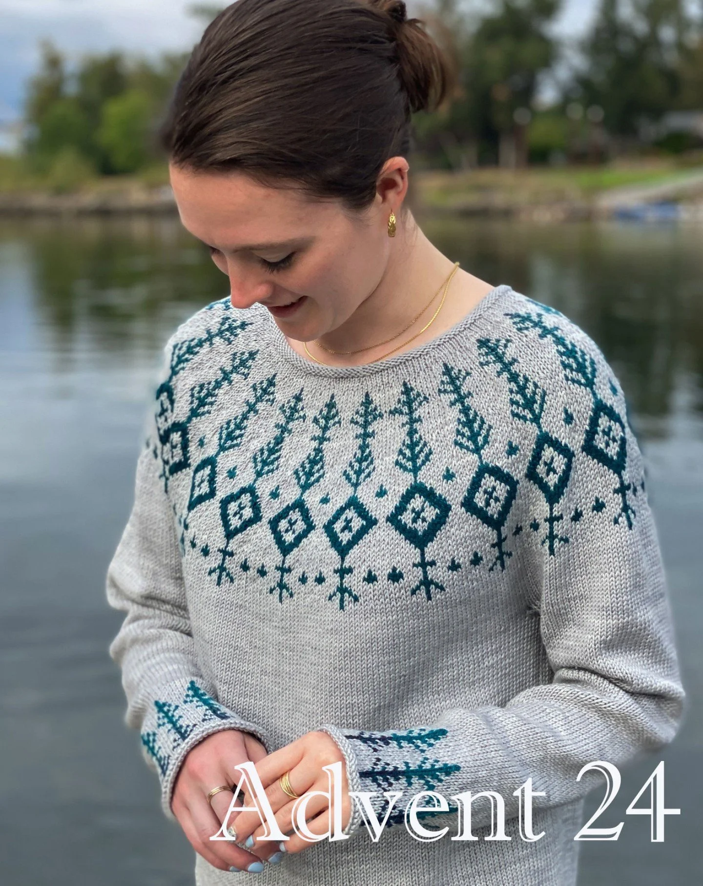 Frozen Lake is today&rsquo;s Advent Surprise! 🎉  Frozen Lake is such a fun colorwork pullover to make and to wear. I&rsquo;m happy that it&rsquo;s now cold enough to wear these everywhere 😊
🎁 
Use code ADVENT2025 to save 30%! On any patterns in my
