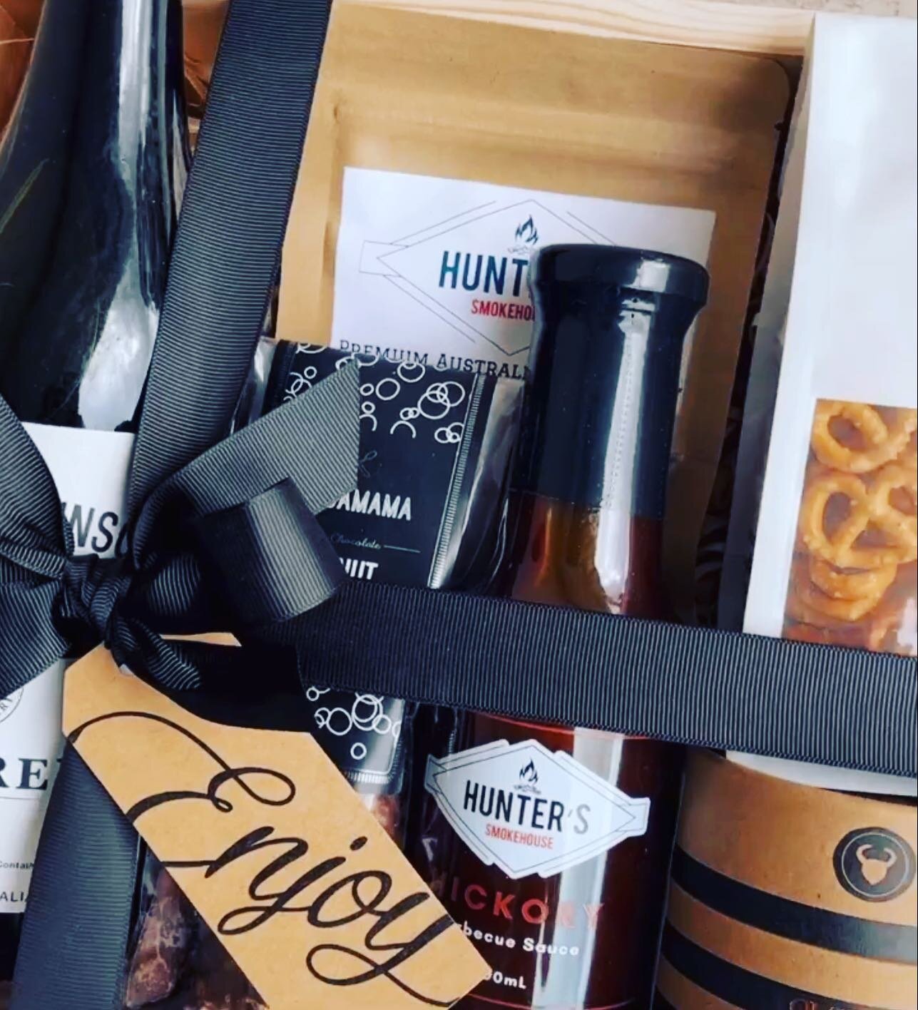 Need a personalised and curated gift hamper? Message Peta &amp; her team at @hamperculture_au