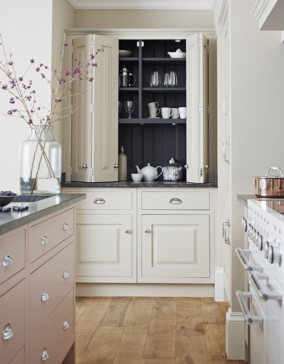 Courtesy: John Lewis of Hungerford