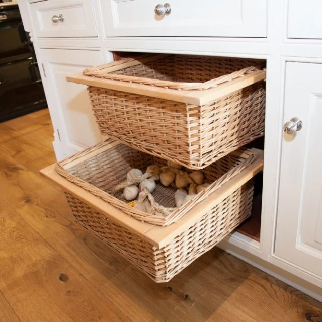Baskets with square frames that can aid in easy pulling out as handles PHOTO CREDIT: PINTEREST