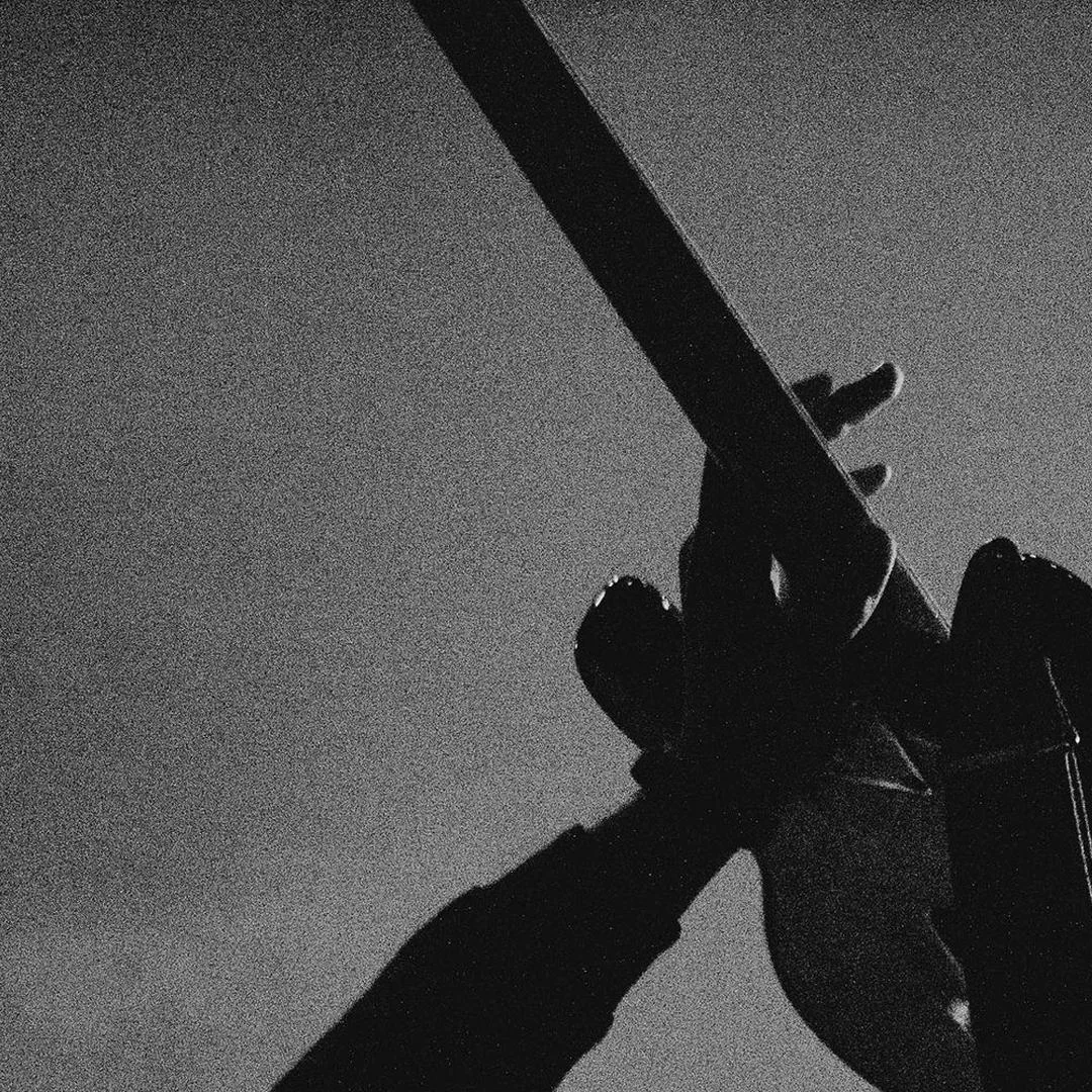 Alt. 105.3 with Aaron Axelson Previews New Same Girls Single "WAIT"