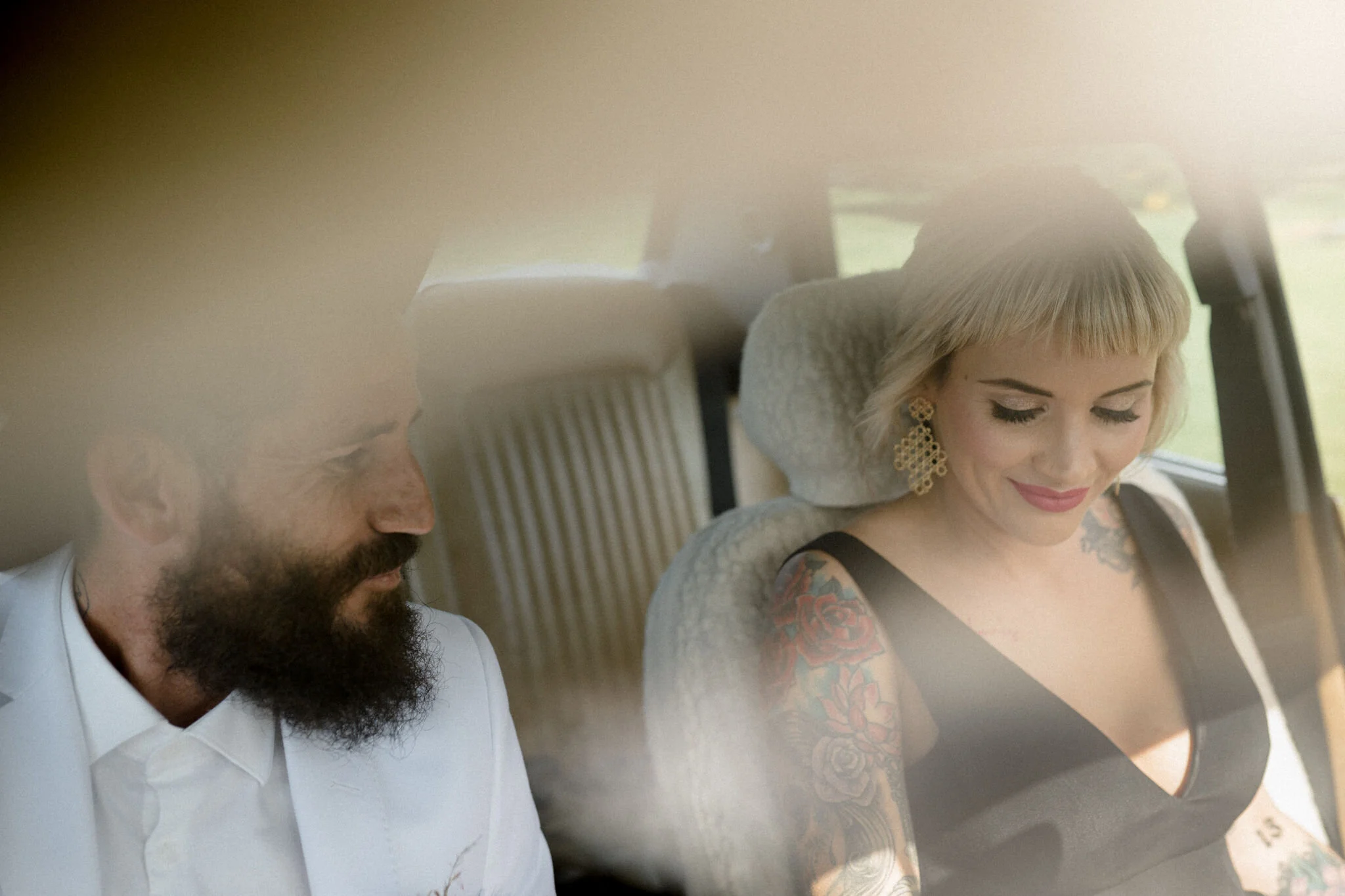 intimate-wedding-moments-creative-photography.jpg