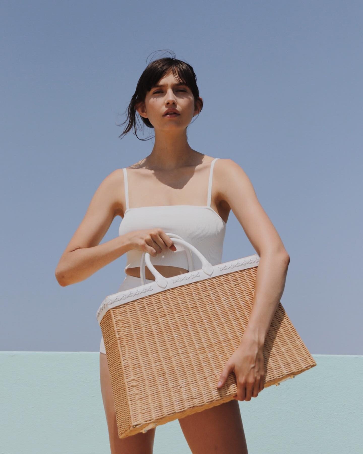 Grab your tote while you can 🐚☀️~ high summer @matchesfashion 
#wickerbags #matchesfashion #sparrowsweave