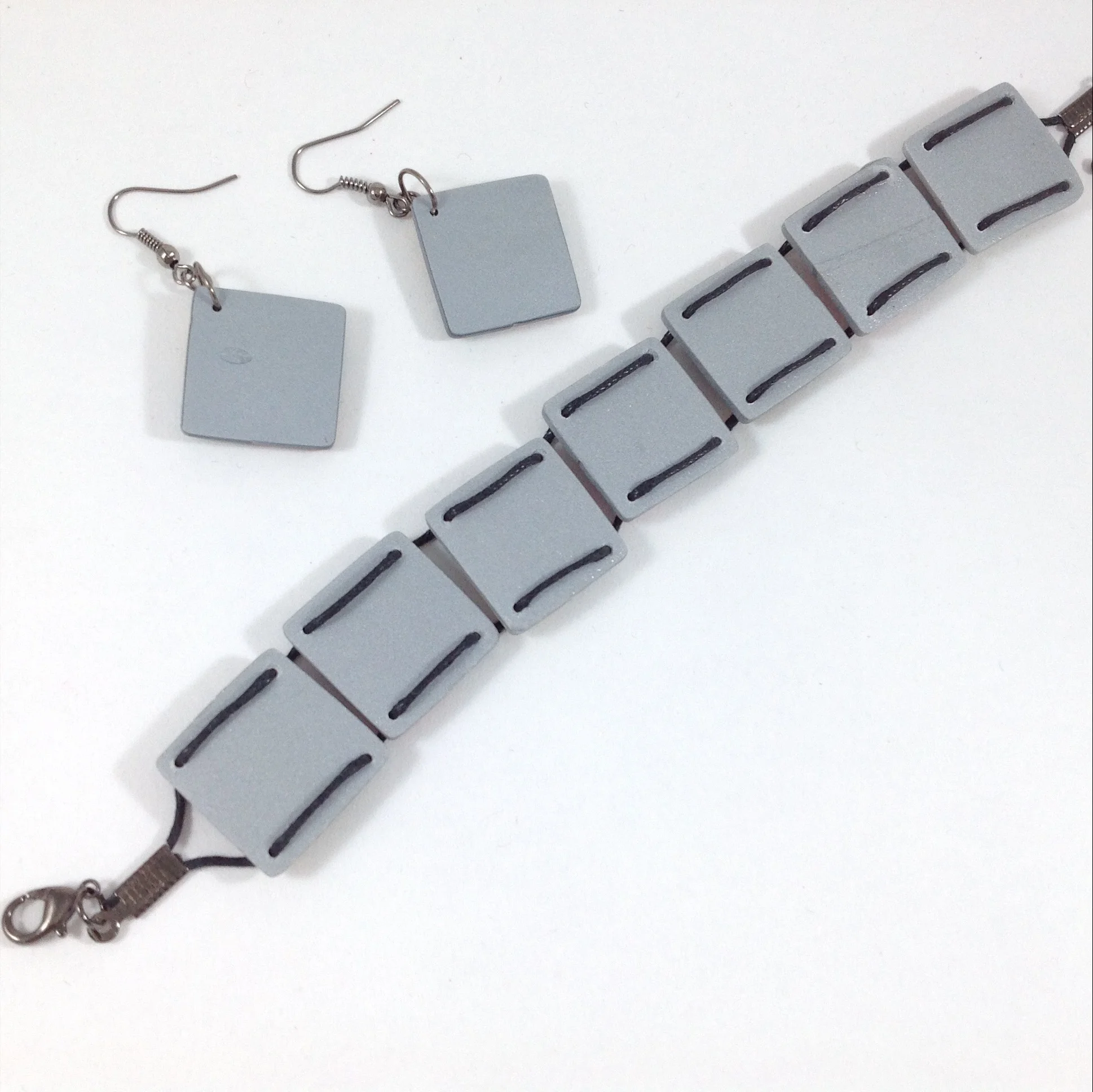 painted polymer clay bracelet and earrings back view