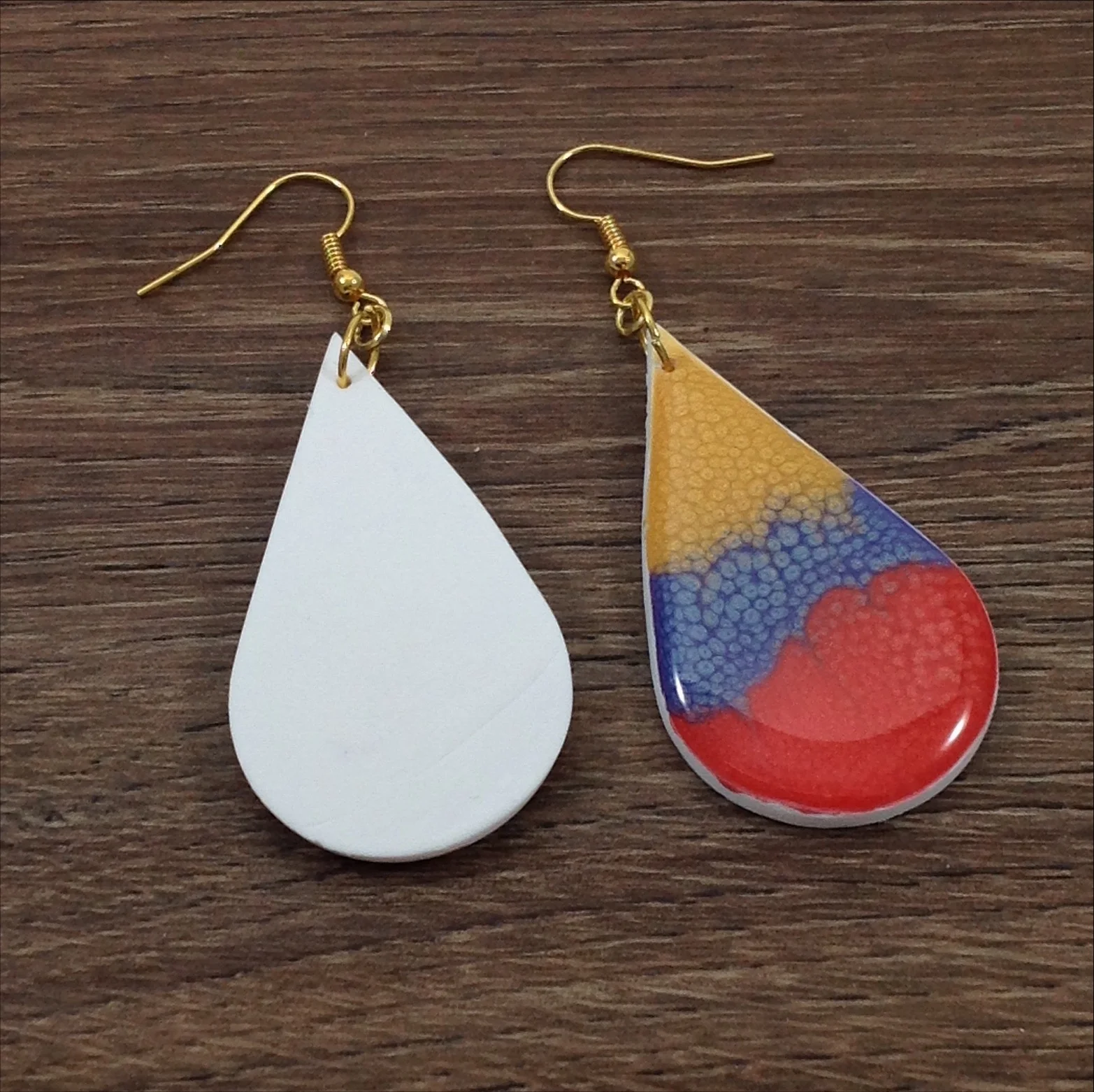 yellow blue red pebeo painted teardrop shape polymer clay earrings back