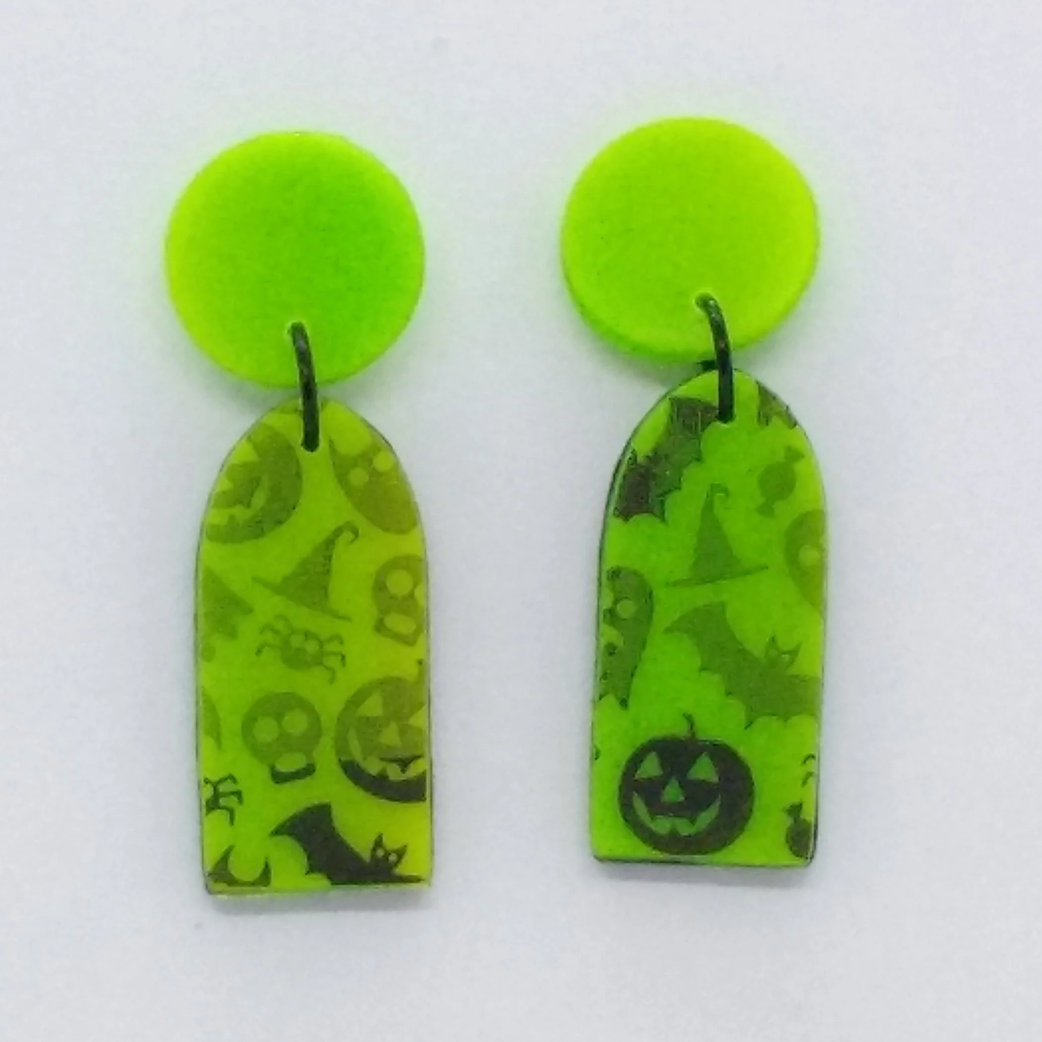 Green small tombstone drop shape halloween design earrings