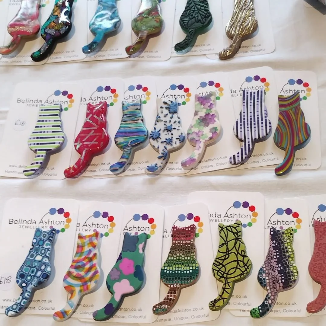 This is the last day at Fakenham Racecourse for the Norfolk Artisan Fair open until 4pm Sunday 19th April.

As you can see I have a large collection of cat brooches as well as earrings, and necklaces all handmade from polymer clay.

#fakenhamracecour