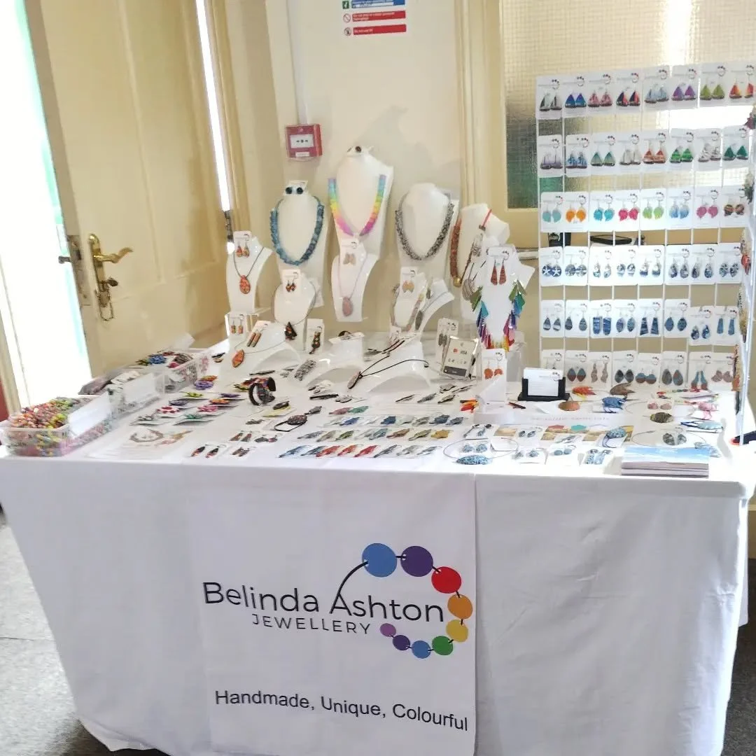All ready for the day at URCH in Southwold on the beautiful Suffolk coast.  We are open until 4pm today 15th August.

#southwoldsuffolk #seasidejewelleryuk #seasideearrings #buyhandmade #shoplocalsuffolk
