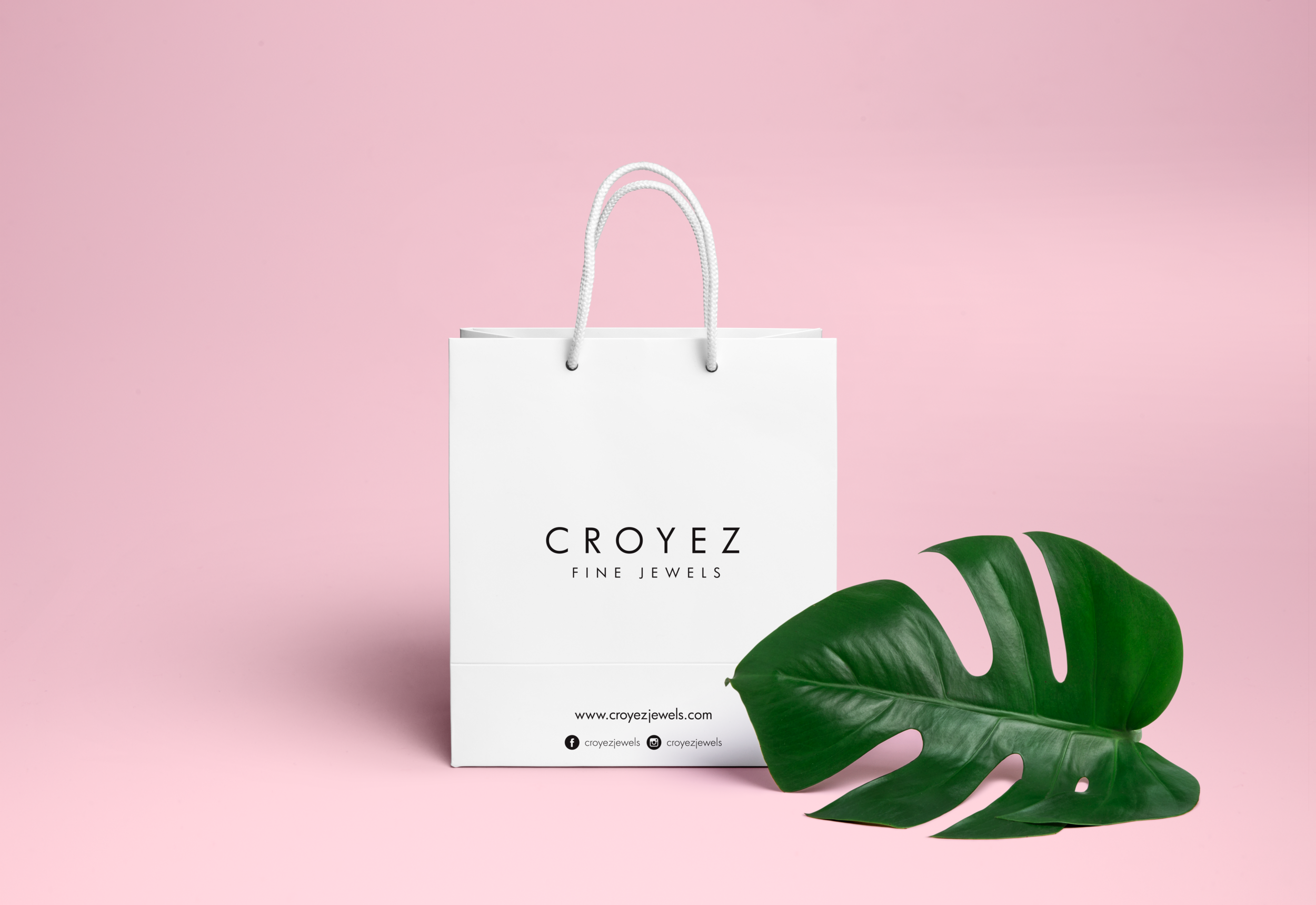 Croyez_Jewels_Bag_Design_Mockup.png