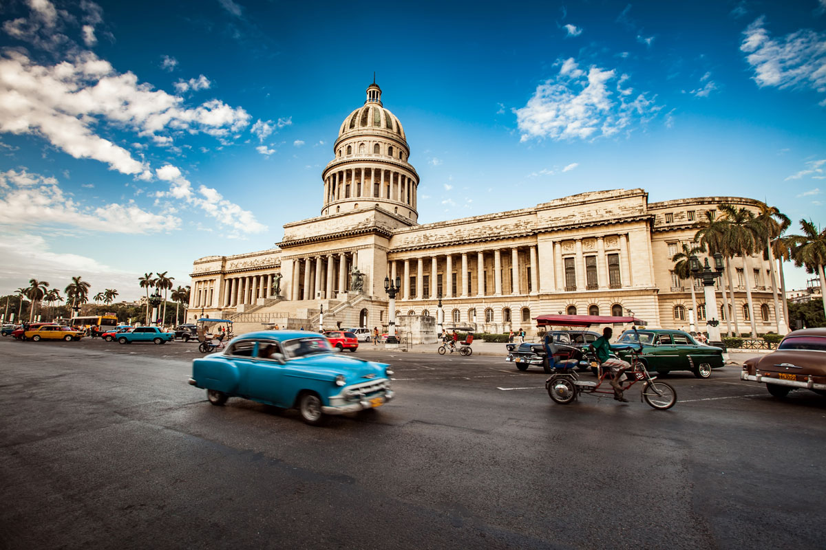 CUB_Havana-©-Adobe-Stock-OldclassicAmericancarridesinf.jpg