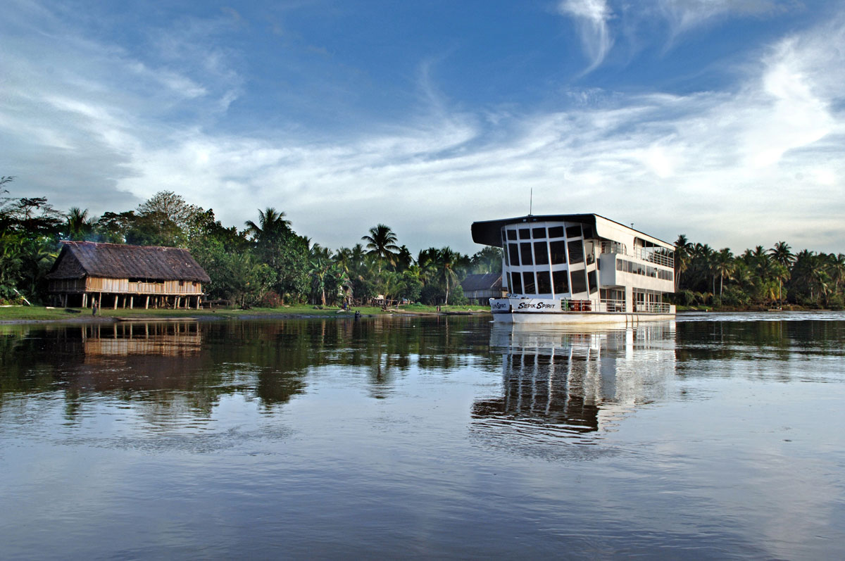 PNG_MV-Sepik-Spirit-©-Trans-Nuigini-Tours-5403.jpg