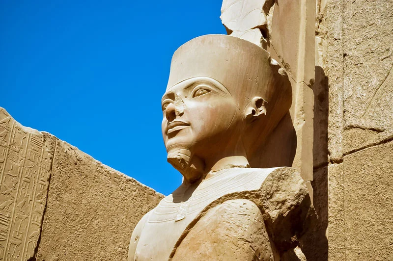 EGY_Luxor-Statue-Amun-Re-©-AdobeStock_29711328.jpg
