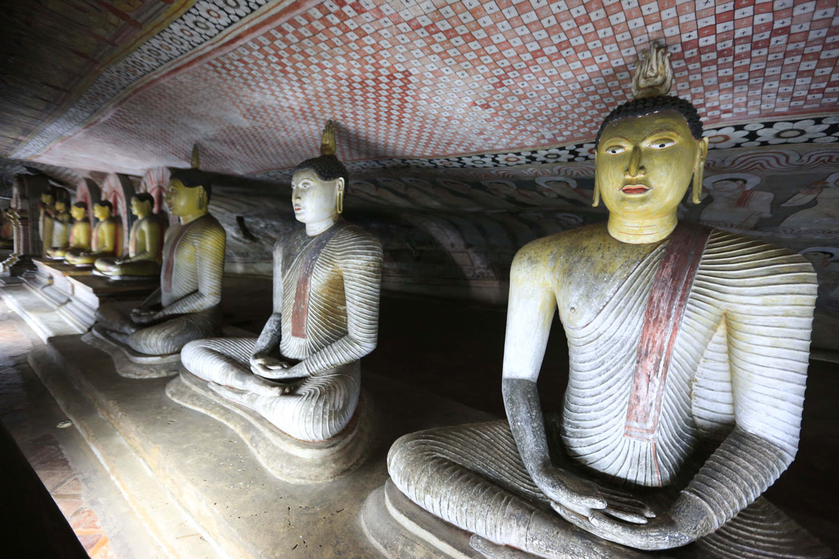 LKA_Dambulla-Cave-Temple-©-Sri-Lanka-InStyle-1651.jpg