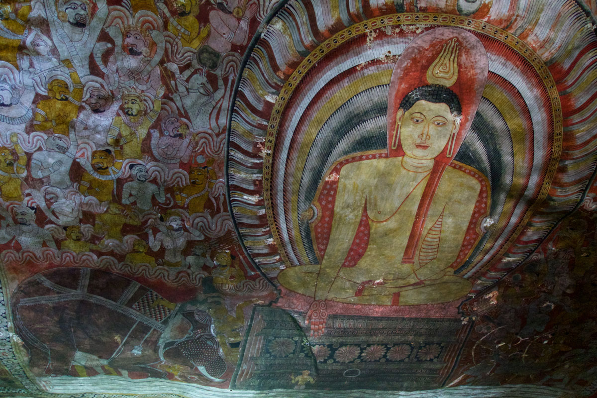 LKA_Dambulla-Caves-©16-Thomas-Baechtold-2588.jpg