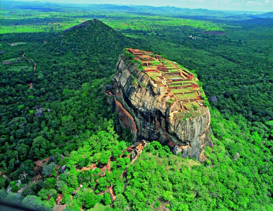 LKA_Sigiriya-©-Sri-Lanka-Instyle.jpg