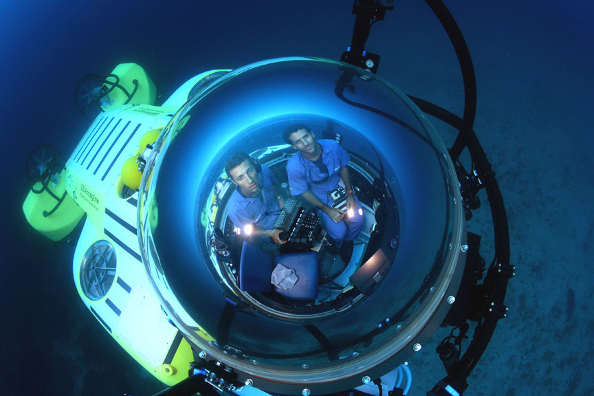 CRI_MV-Argo-Deepsee-Submersible-©-Undersea-Hunter-Group-187D2C.jpg