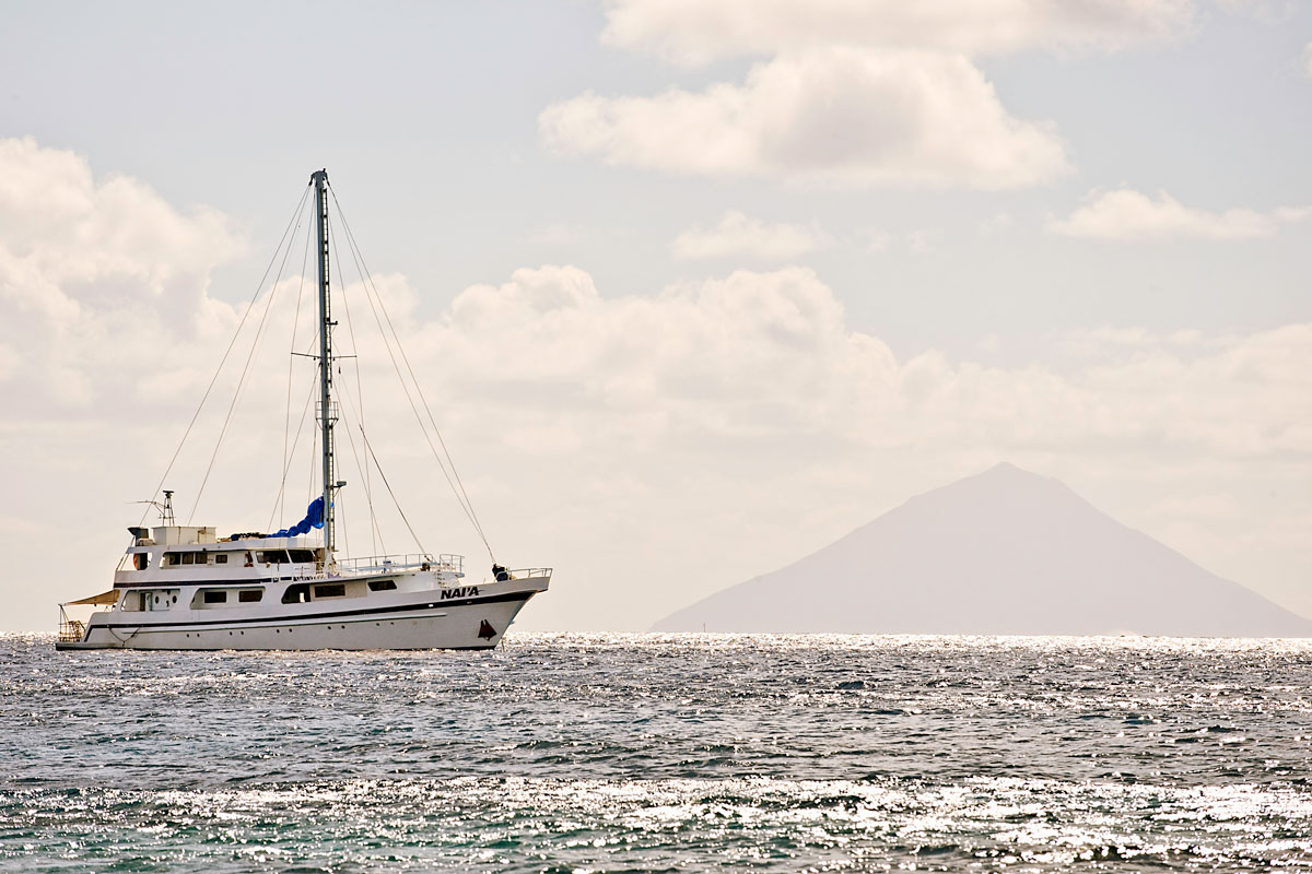 TON_Naia-Live-aboard-©-Naia-006.jpg