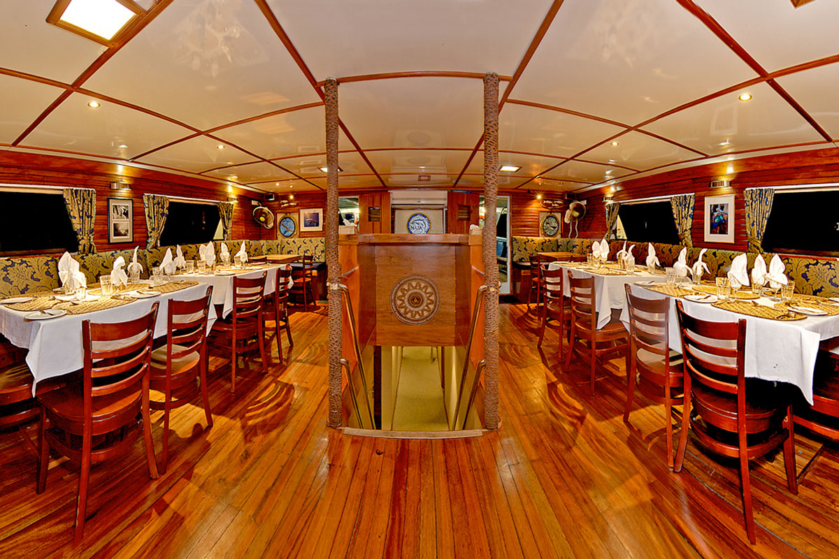 TON_Naia-Live-aboard-©-Naia-007.jpg