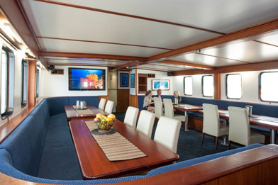 AUS_Dining-Saloon-©-Spirit-of-Freedom.jpg