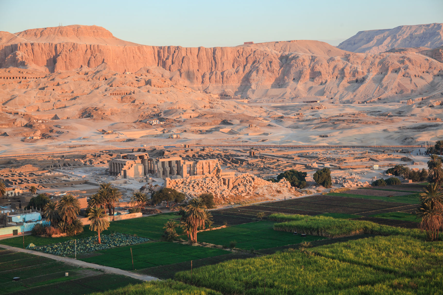 EGY_Luxor-Valley-of-the-Kings-Aerial-©-AdobeStock_61500339.jpg