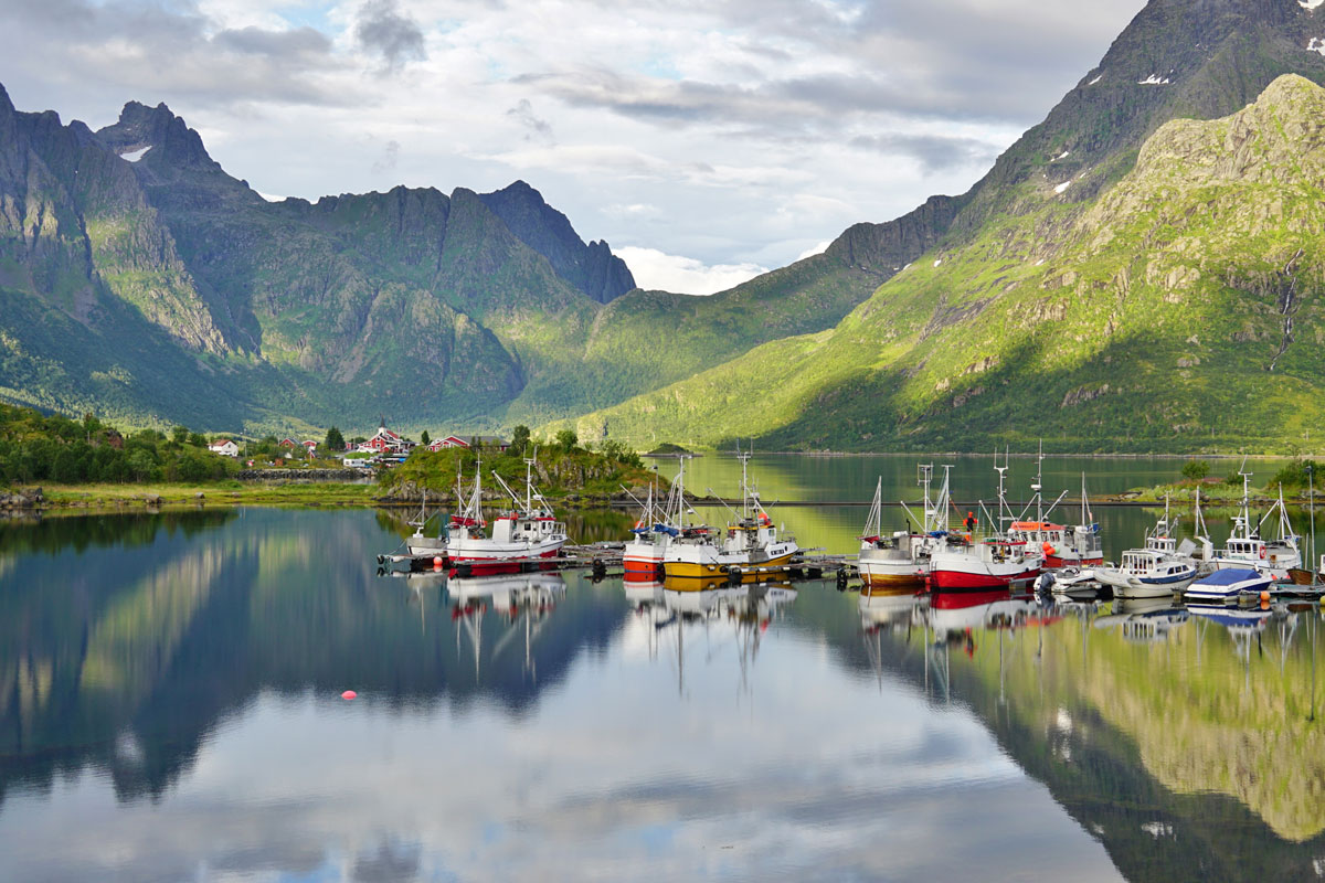 NOR_Lofoten-Islands-©-Adobe-Stock-139365113.jpg