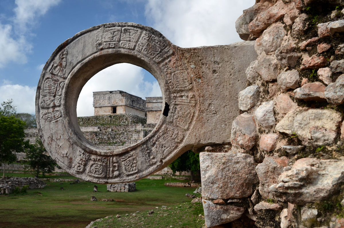 MEX_Tulum-Mayan-Ruins-©-AdobeStock_49238137.jpg