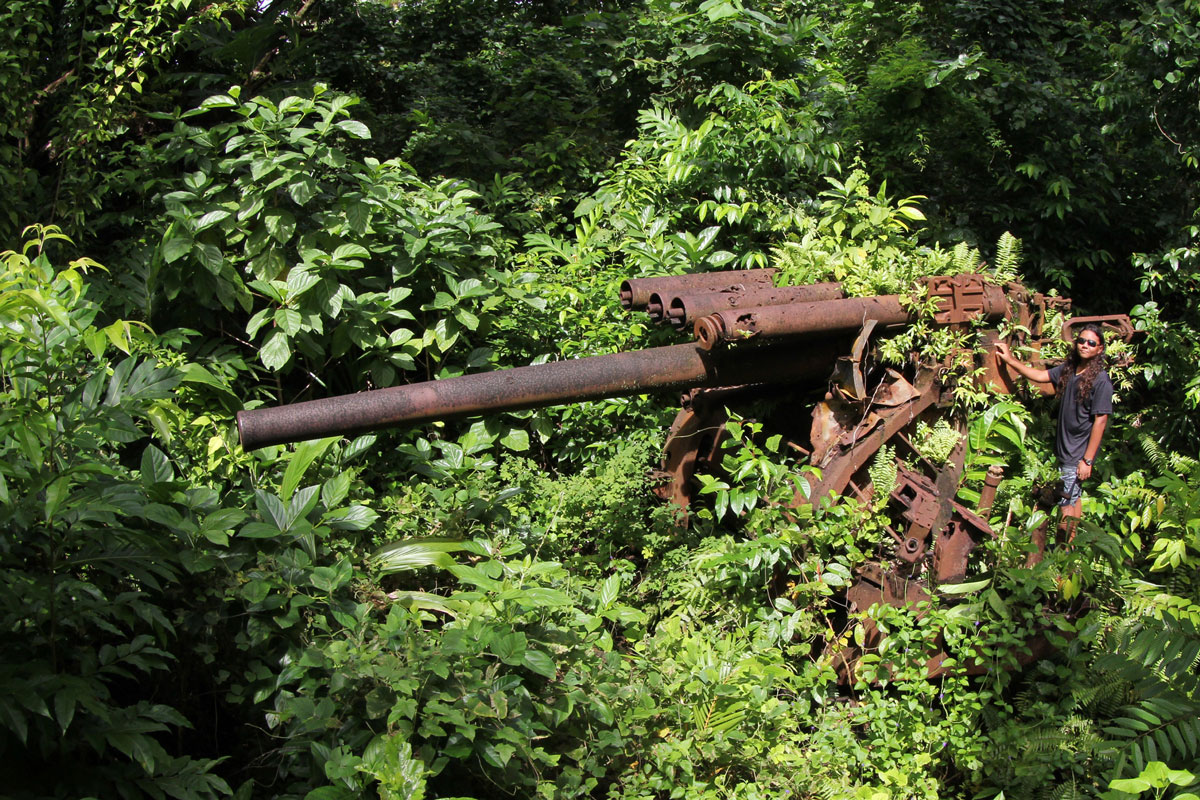 FSM_Chuuk-Eten-20cm-Coastal-Defense-Gun-©-Ron-Leidich.jpg