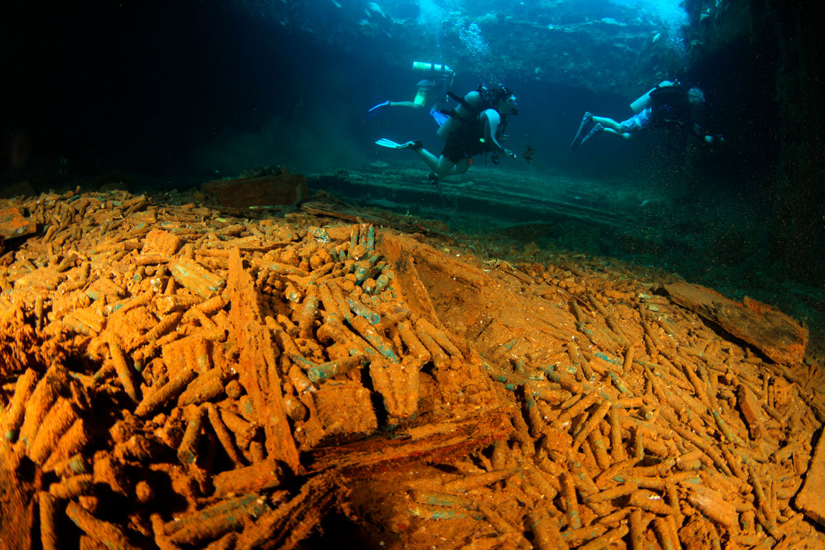 FSM_Chuuk-UW-Sankisan-Bullet-Boxes-©-Ron-Leidich.jpg