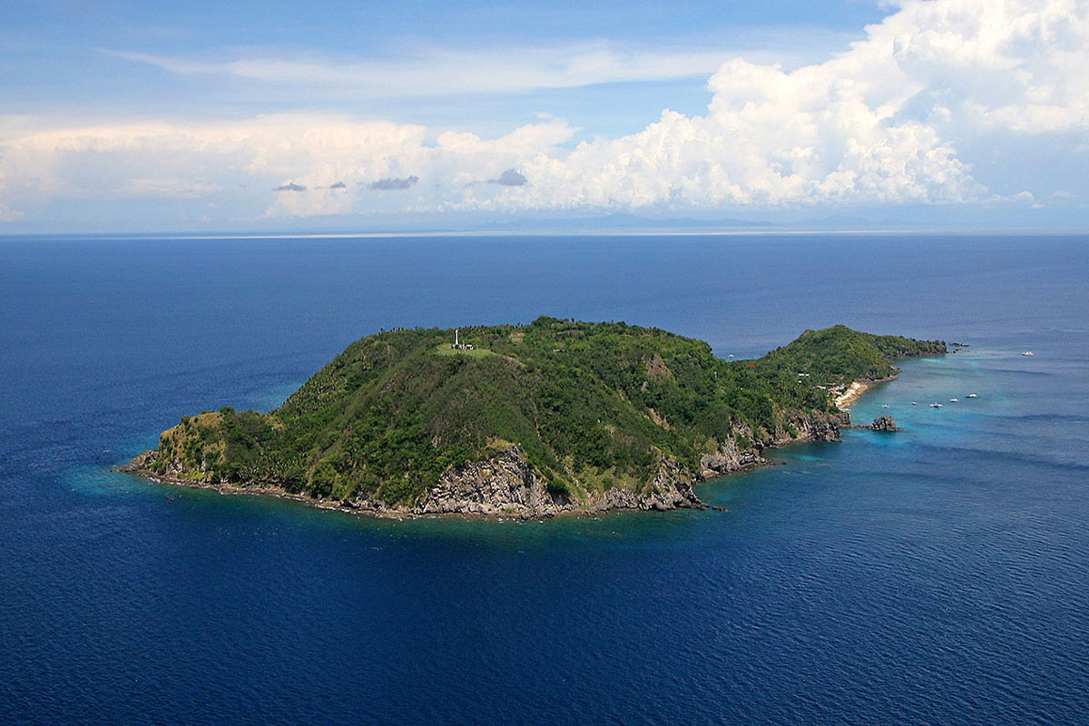 PHL_Dumaguete-Apo-Island-©-Atmosphere-Resort-001.jpg
