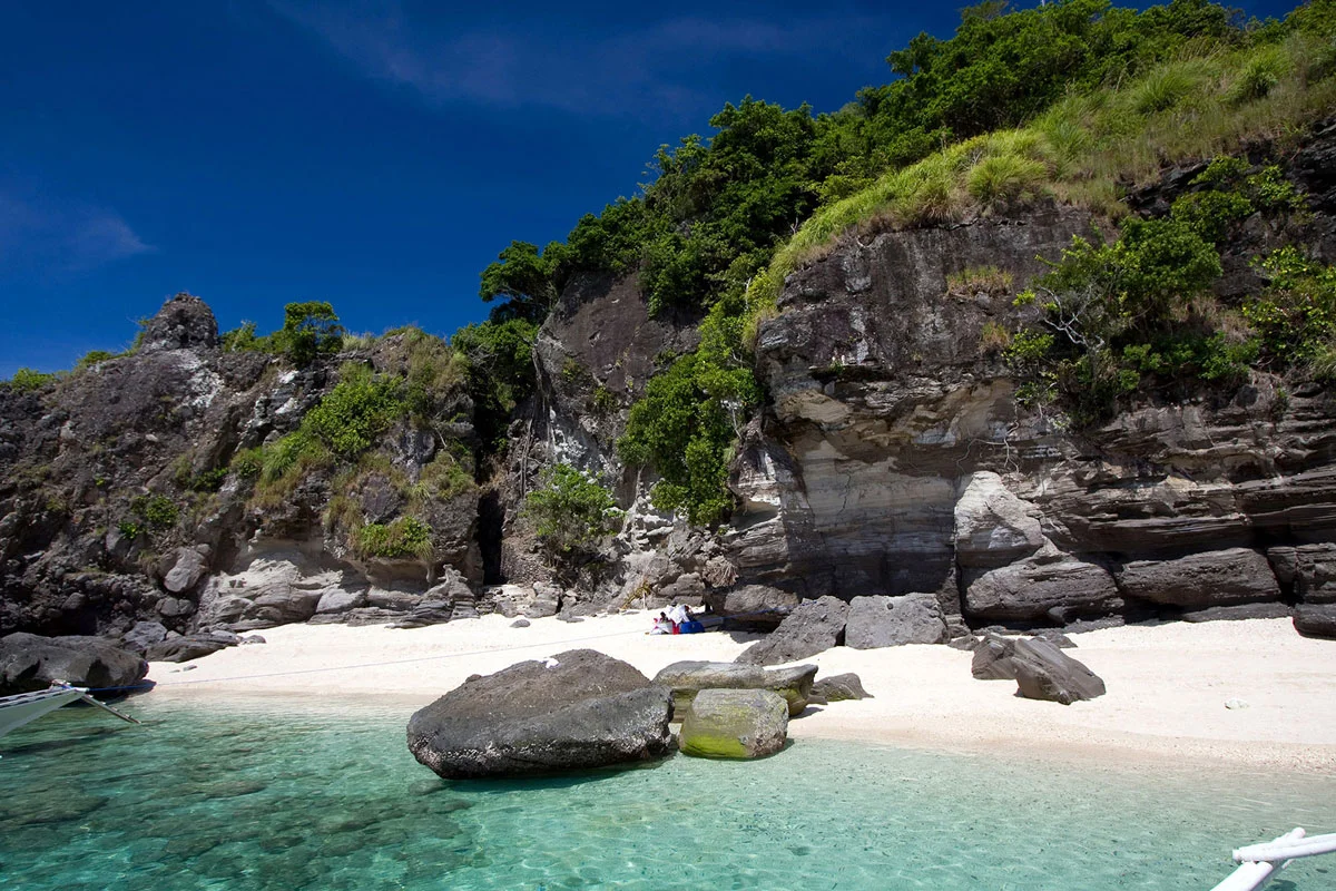 PHL_Dumaguete-Apo-Island-Beach-©-Atmosphere-Resort-001.jpg