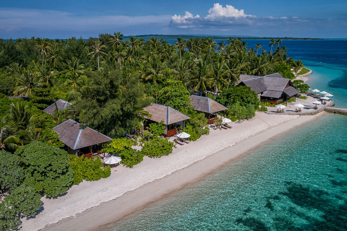 IDN_Wakatobi-Resort-Ocean-Bungalows-©-Wakatobi-Resort.jpg