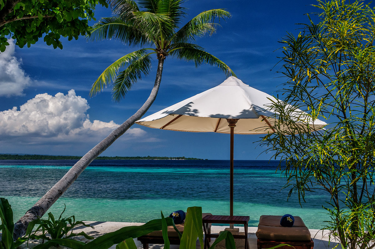 IDN_Wakatobi-Resort-View-Ocean-Bungalow-©-Wakatobi-Resort-17.jpg