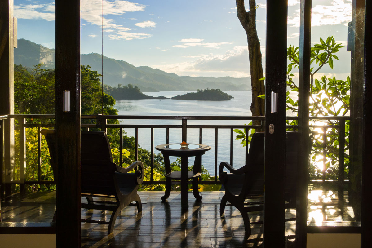 IDN_Lembeh-Resort-Luxury-Cottages-©-Lembeh-Resort-8.jpg