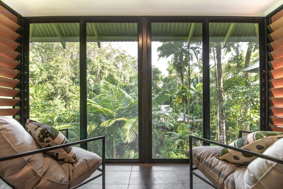 AUS-©-Daintree-Eco-Lodge_Phil-Warring-Lagoon-Bayan-Daintree-Eco-Lodge-v2_1200.jpg