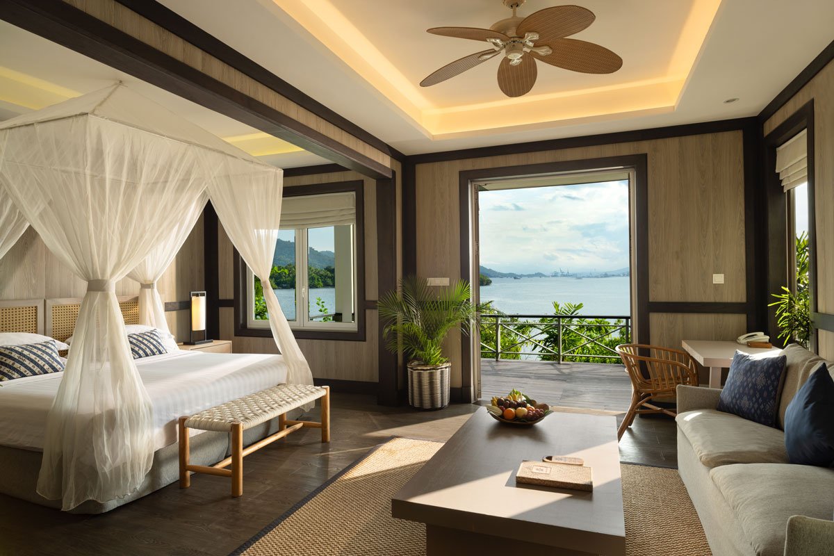 Premium-Luxury-Cottage---Bedroom_1200.jpg