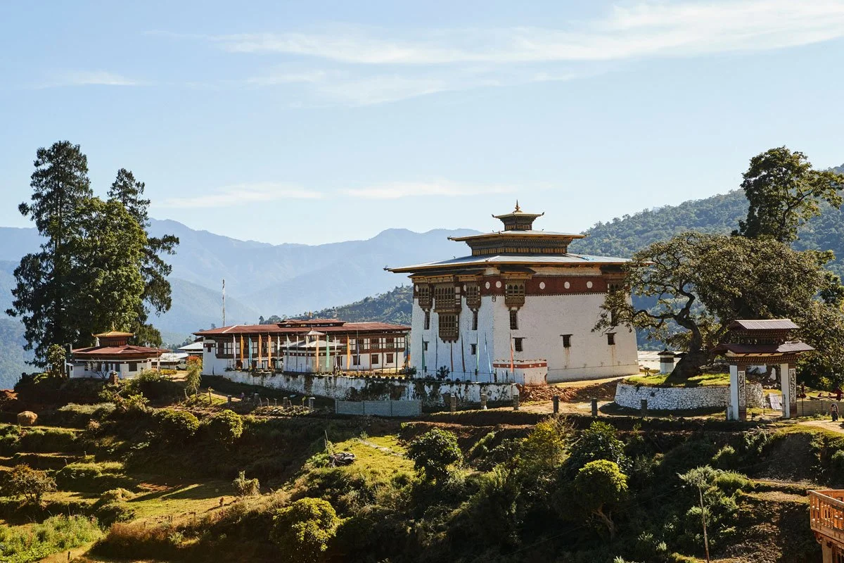 28HIMA_Bhutan © Windows of Bhutan_Punakha_temple_1200.jpg
