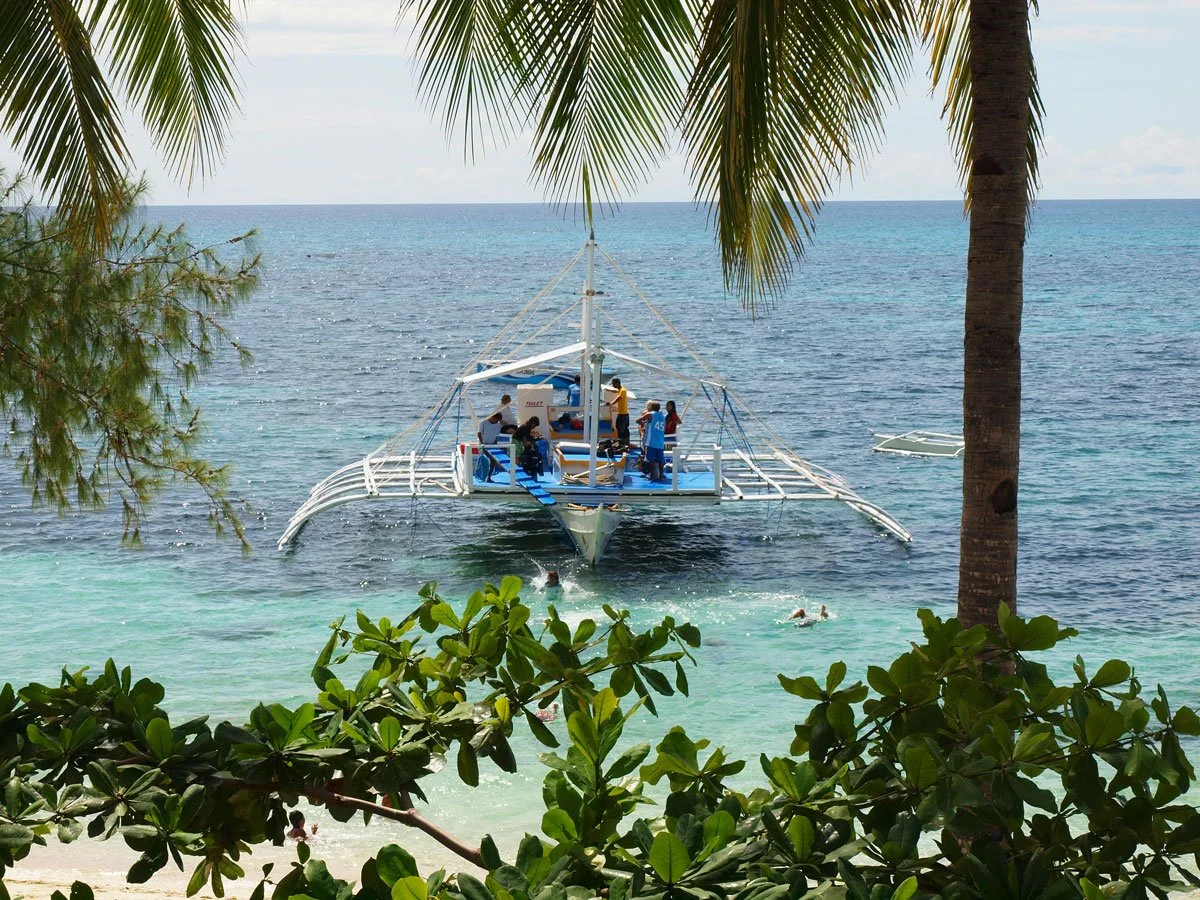 PHL_Malapascua-©-Ocean-VidaOcean-Vida-Deluxe-room-3793_1200.jpg