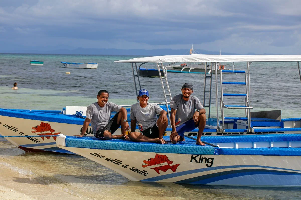 PHL_Malapascua-©-Ocean-VidaSpeedboat-and-Crew1_1200.jpg