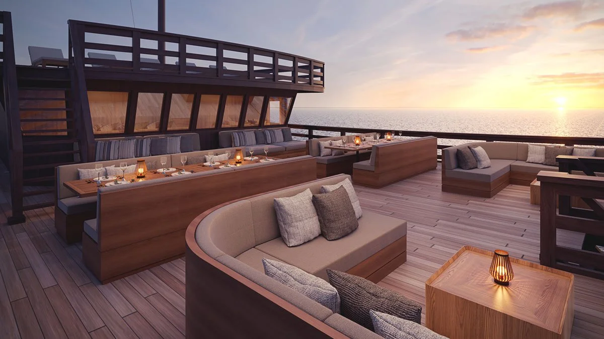 Coralia-Dua-Liveaboard-upper-deck.jpg