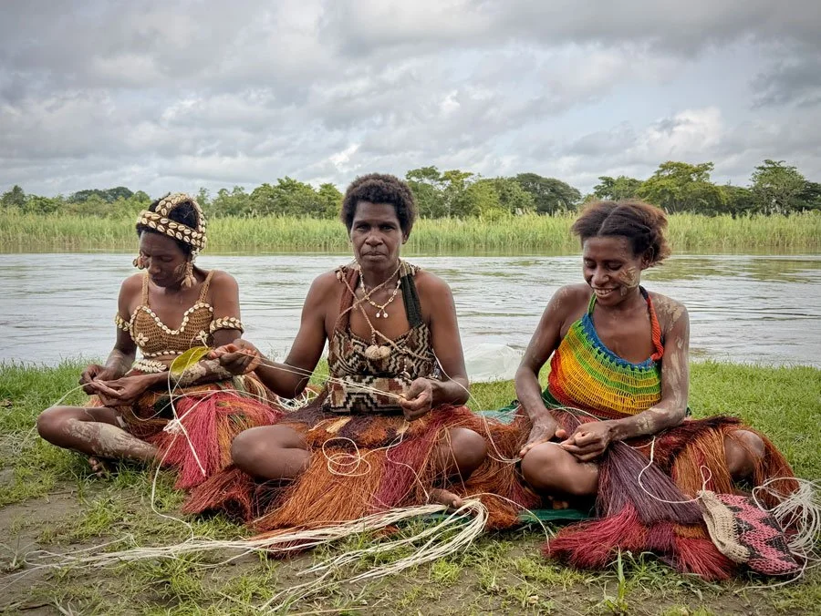 26PNG_Mamori-Village-©-Sabine-Templeton_900.jpg