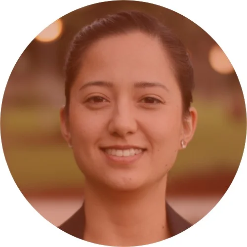 DR ANDREA LEONG Andrea is a microbiologist with an interest in how we can interact with microbes beyond obliterating them with antibiotics. In 2016 she completed a PhD at UNSW and the Brien Holden Vision Institute on the ability of antimicrobial peptide surface coatings to resist infection. She then moved into microbiome research with a biotech company in the chronic diseases space. Andrea is the leader of the Science Party and was its lead senate candidate for NSW at the 2019 federal election. She is an advocate for accountability and respect for evidence in government.